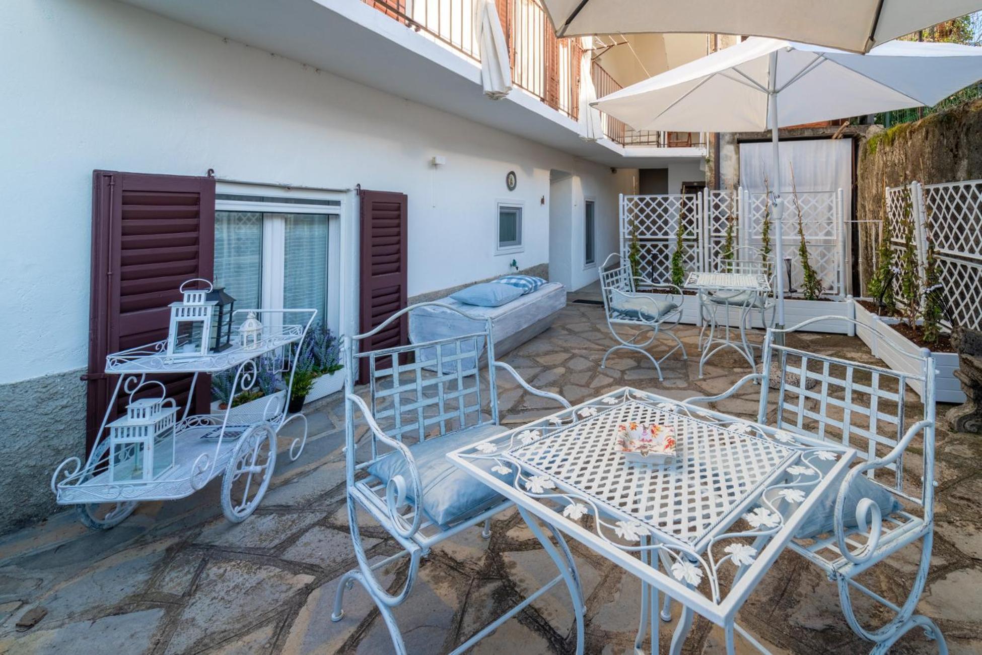 Loving Loppia By Wonderful Italy Apartment